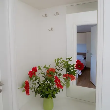 Ruzica Apartment *