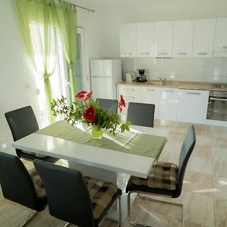 Ruzica Apartment