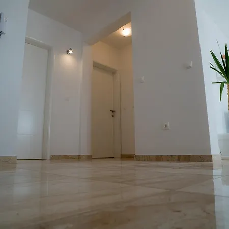 Apartment Ruzica